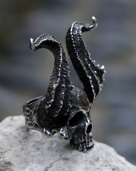 Gothic  Skull Ring Horned Satan Devil Ring